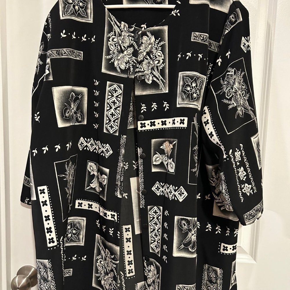 Plus Size Blouse Button Down 3xl - image 2